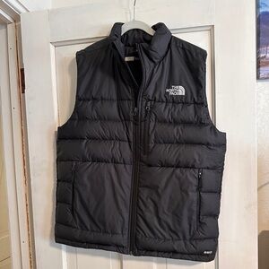 The North Face Black Puffer Vest EUC Men’s medium